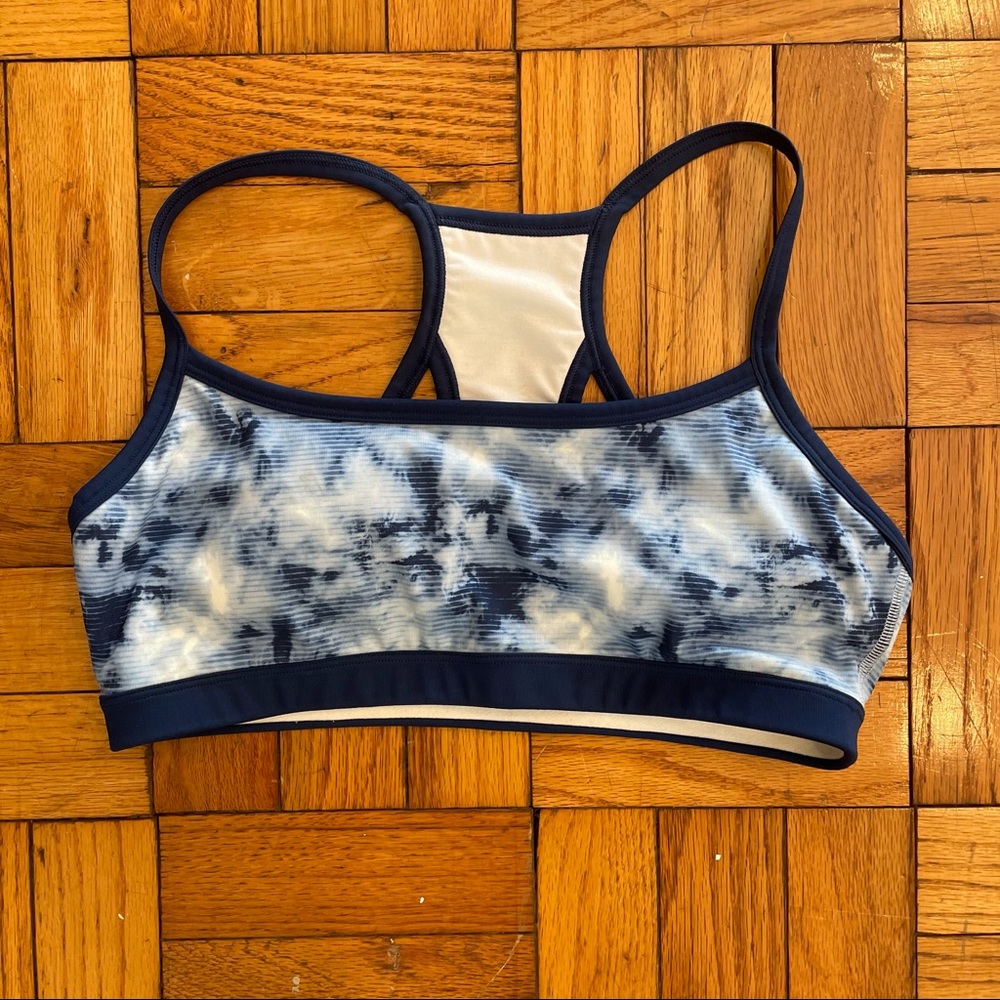 GapFit Sports Bra